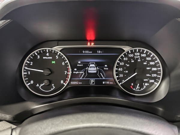 Nissan Sentra SV 2025-19
