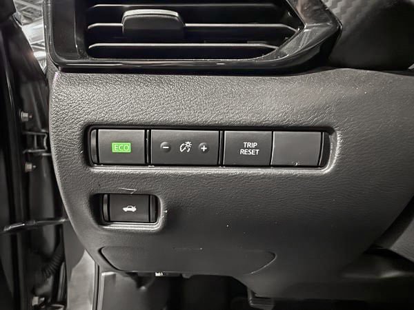 Nissan Sentra SV 2025-12