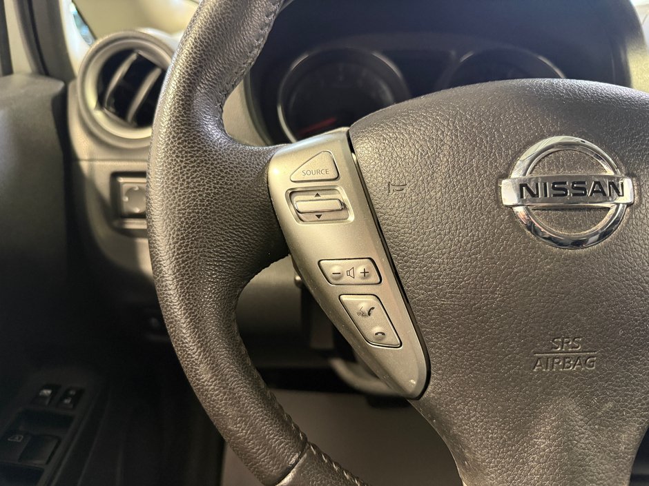 Nissan Versa Note SV 2014-14