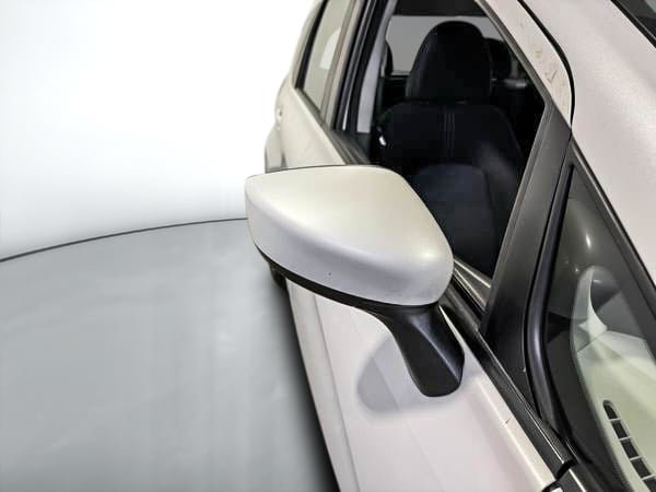 2015 Nissan Versa Note SV-8