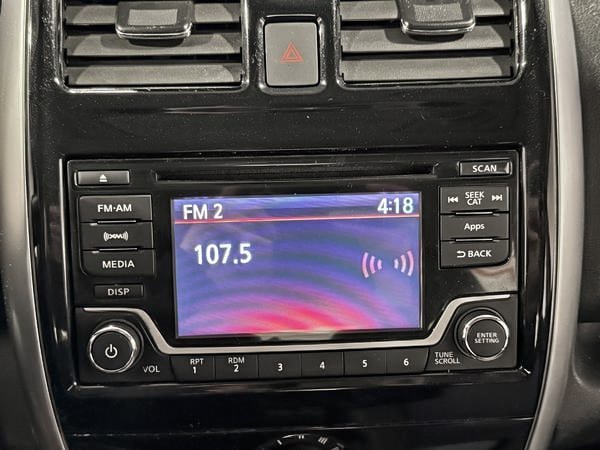 2016 Nissan Versa Note SV-19