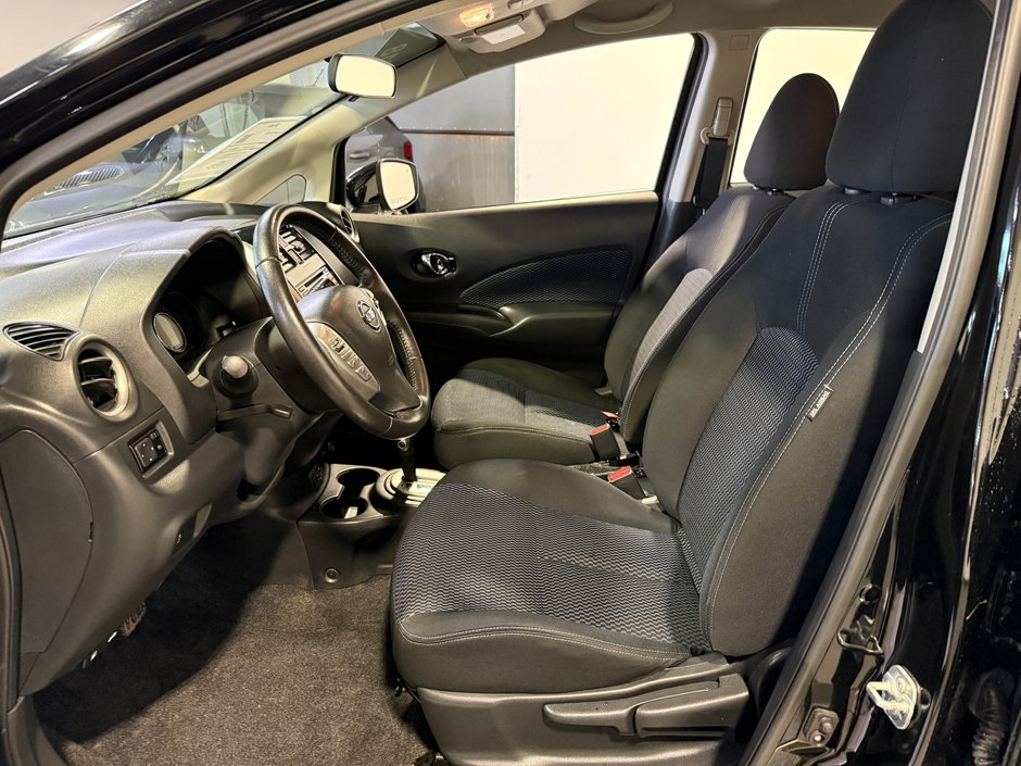 Nissan Versa Note SV 2018-12