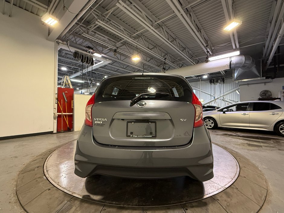 Nissan Versa Note SV 2019-3