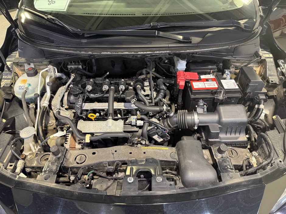 Nissan Versa S 2021-25