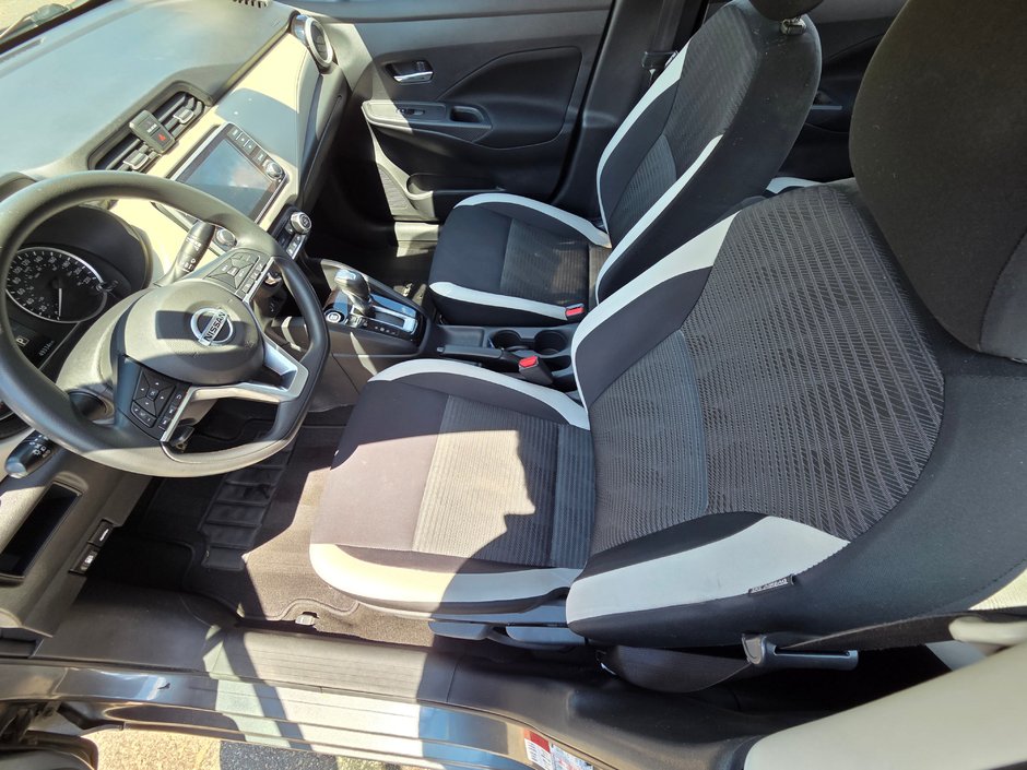 Nissan Versa SV 2021-11