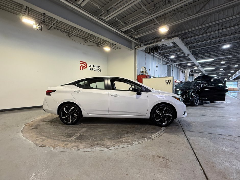 2024 Nissan Versa SR-1
