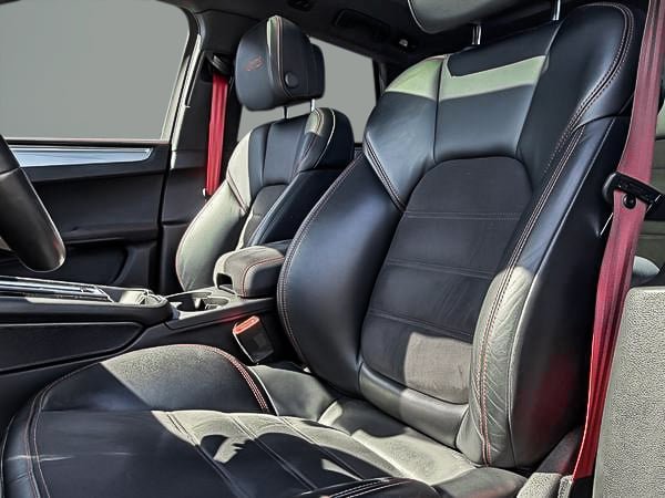 Porsche Macan GTS 2024-14