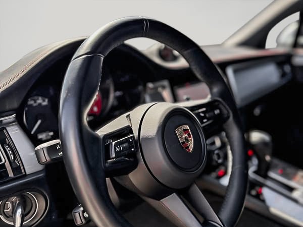 Porsche Macan GTS 2024-16