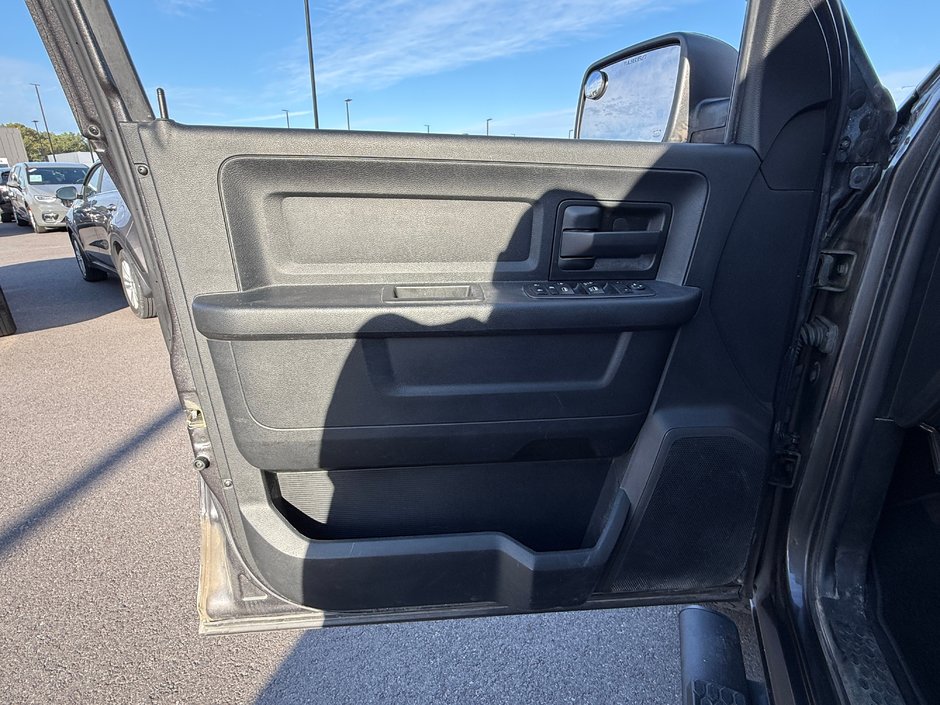 2021 Ram 1500 Classic TRADESMAN-10
