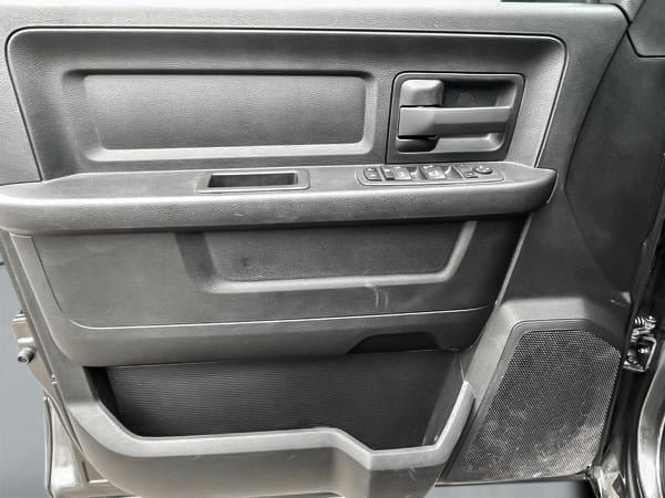 2023 Ram 1500 Classic CLASSIC-9