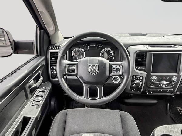 Ram 1500 Classic express 2023-13