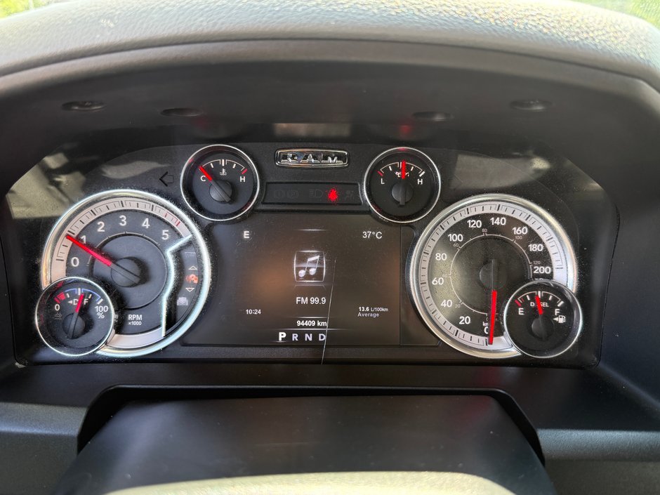 Ram 1500 SLT OUTDOORSMAN 2018-17
