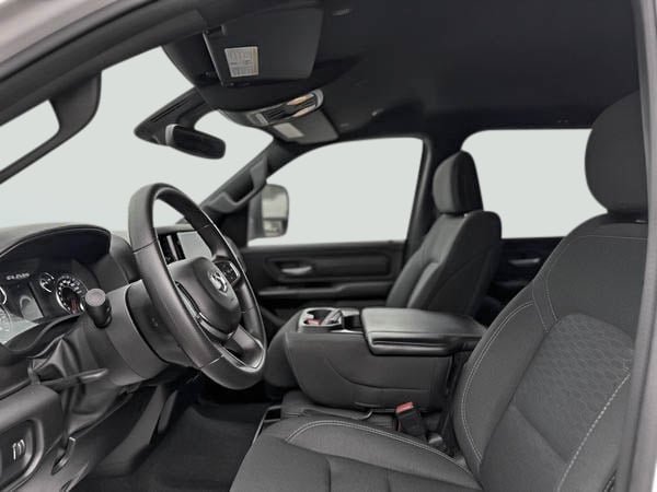 Ram 1500 TRADESMAN SXT 2025-9