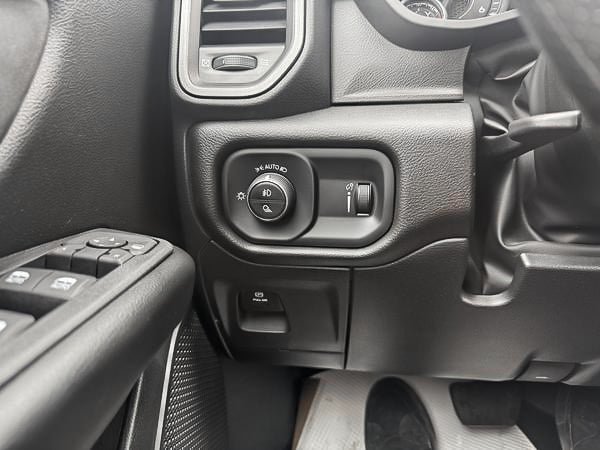 2025 Ram 1500 Tradesman sport-11