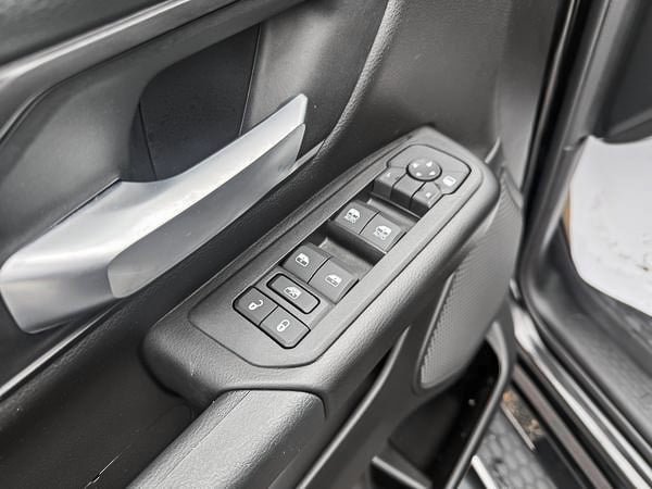2025 Ram 1500 Tradesman sport-9