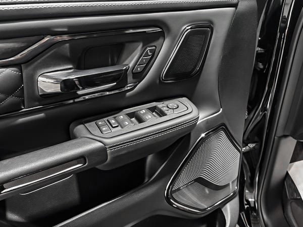 Ram 1500 LIMITED 2025-9