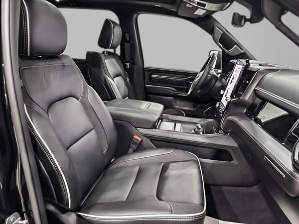 Ram 1500 LIMITED 2025-25