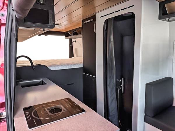 Ram ProMaster fourgon vitré 3500 159po VANQUEST 2025-5
