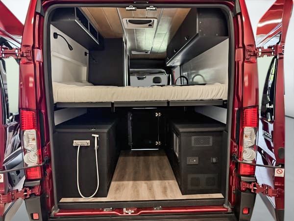 Ram ProMaster fourgon vitré 3500 159po VANQUEST 2025-4