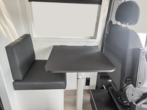 2025 Ram ProMaster fourgon vitré 3500 159po VANQUEST-11