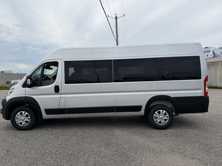2025 Ram ProMaster fourgon vitré 3500 SLT+ 159 po (22H)-5