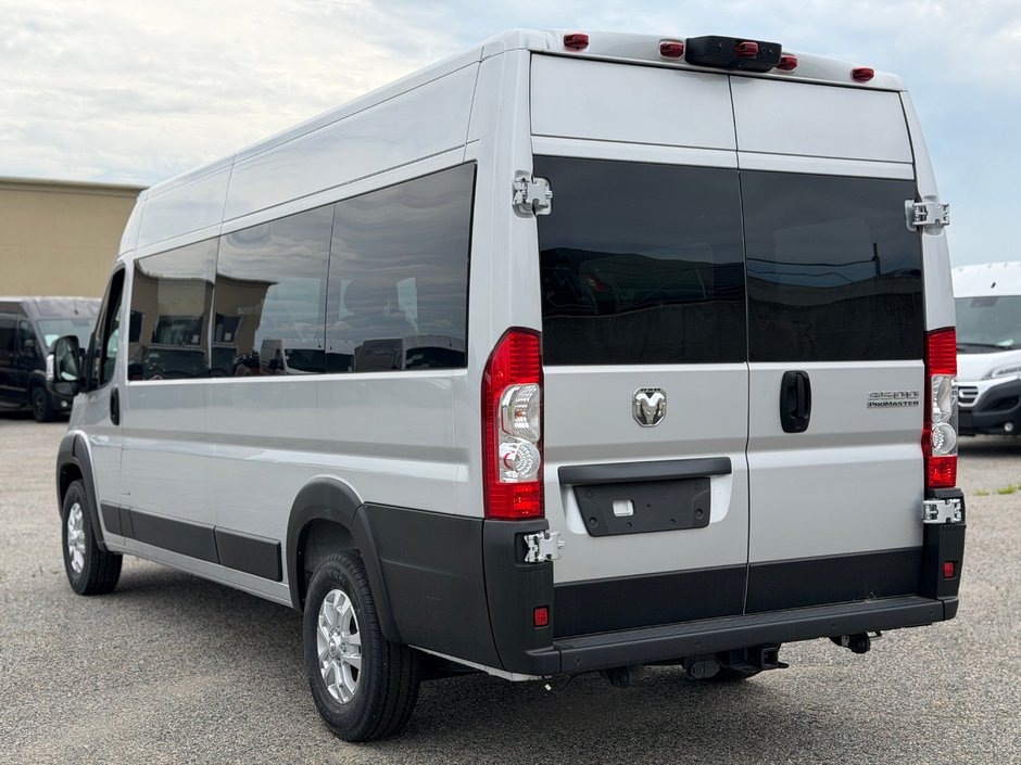 2025 Ram ProMaster fourgon vitré 3500 SLT+ 159 po (22H)-4