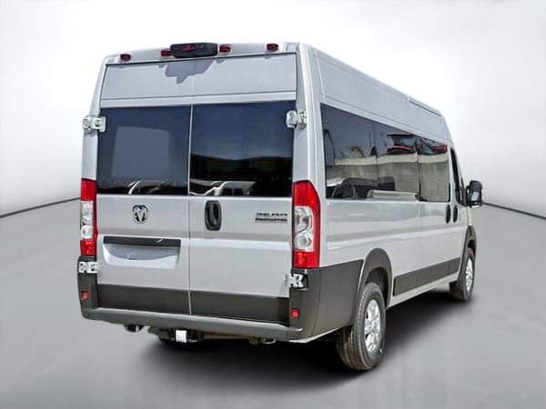 2025 Ram ProMaster fourgon vitré SLT+ 3500 159 po (22H)-2