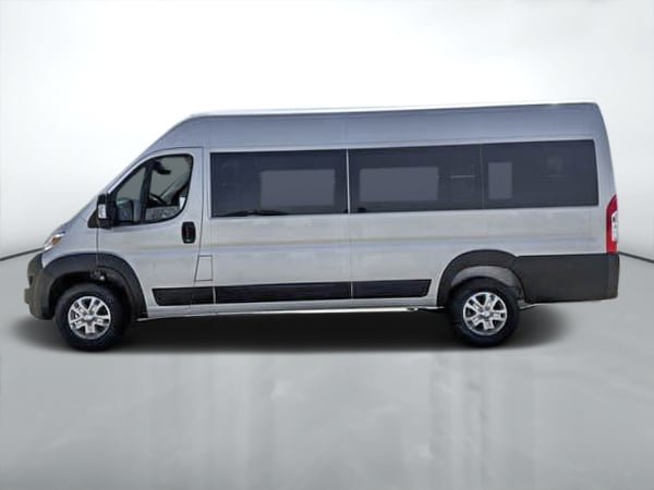 2025 Ram ProMaster fourgon vitré SLT+ 3500 159 po (22H)-5