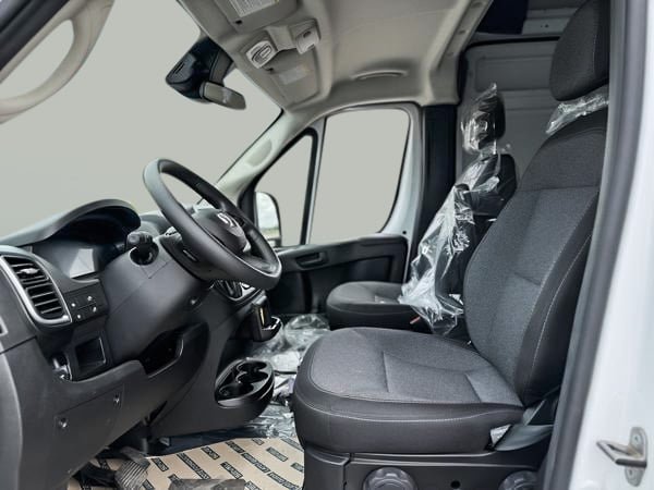 2025 Ram ProMaster fourgonnette utilitaire 3500 SLT 159p toit haut-7