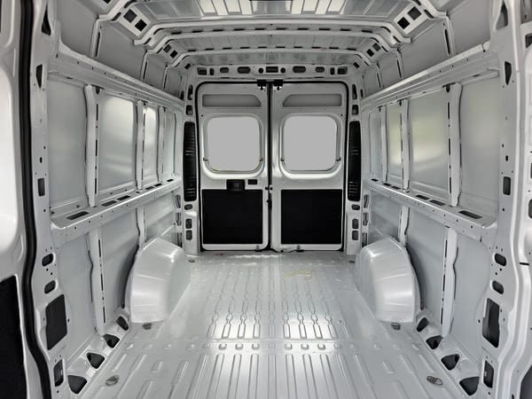 Ram ProMaster fourgonnette utilitaire 3500 SLT 159p toit haut 2025-10