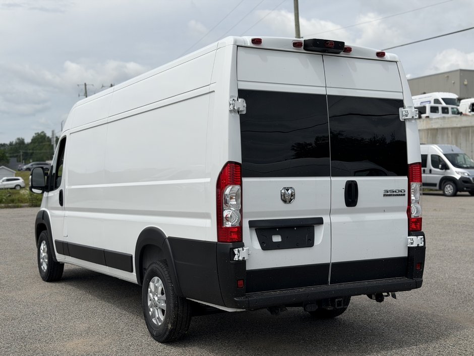 Ram ProMaster fourgonnette utilitaire 3500 SLT 159p toit haut 2025-4