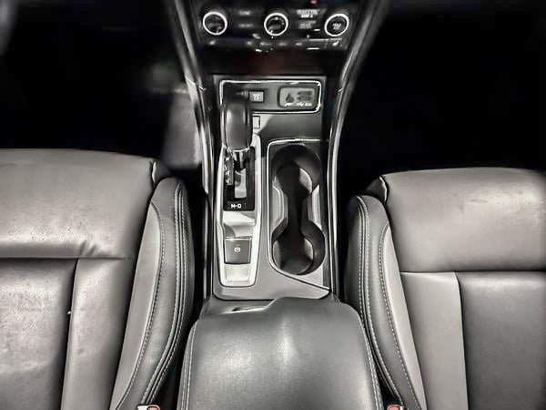 2022 Subaru Ascent ONYX-24