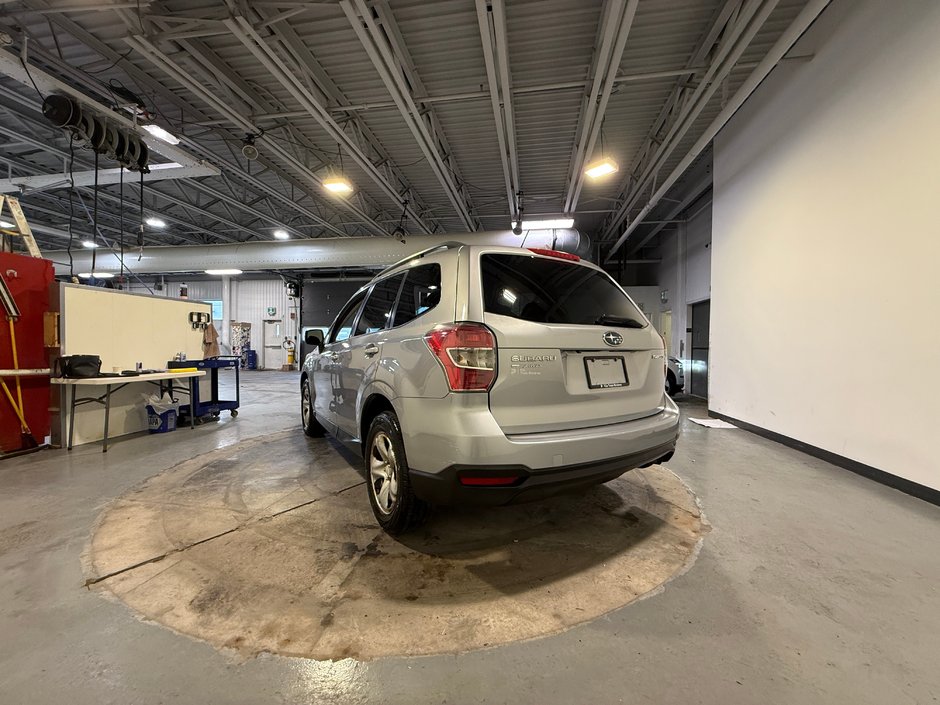 Subaru Forester 2.5i 2015-4