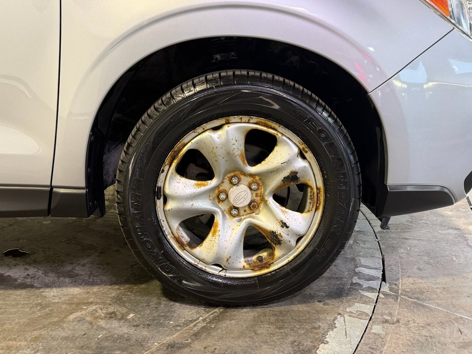Subaru Forester 2.5i 2015-9