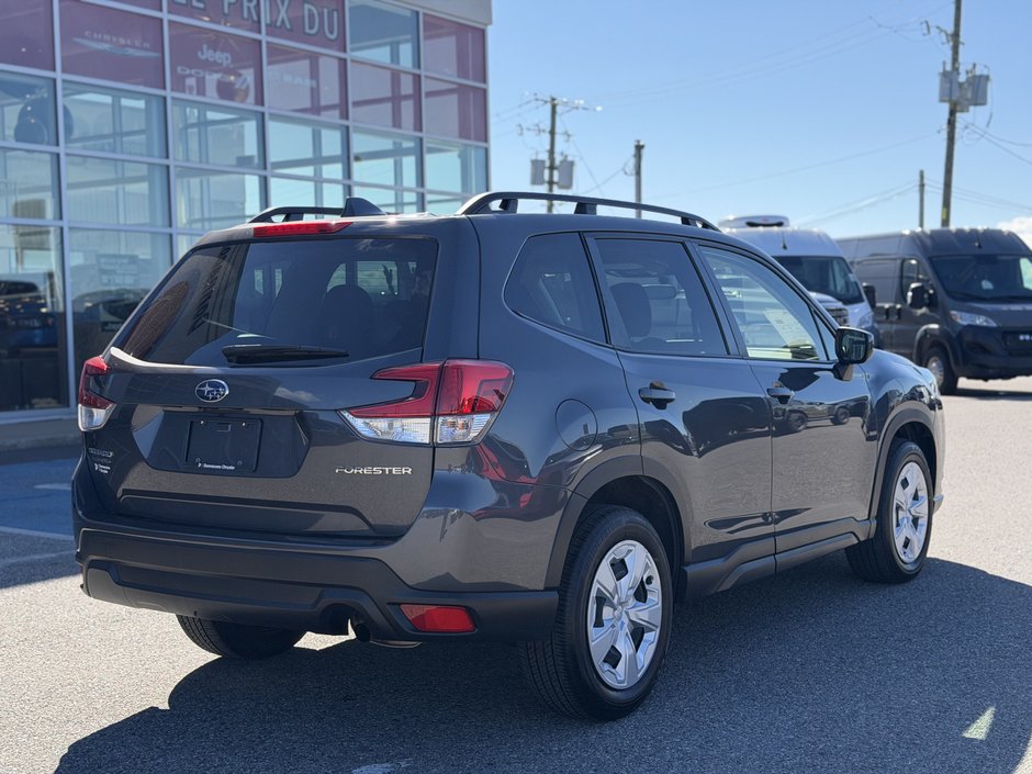 2023 Subaru Forester 2.5i-2