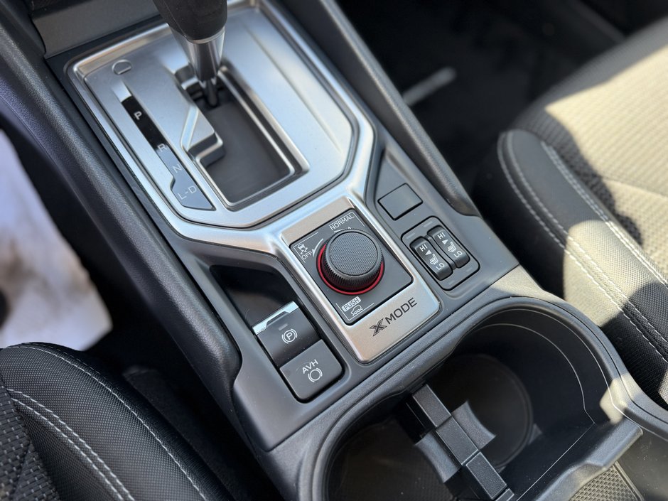 2023 Subaru Forester 2.5i-10