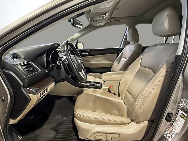 2015 Subaru Outback Limited-13