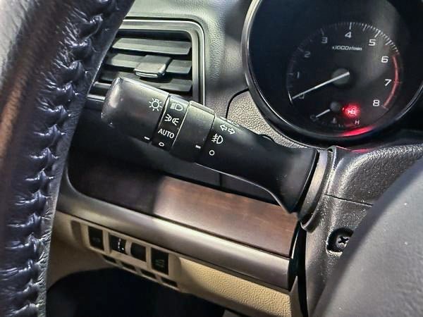 2015 Subaru Outback Limited-17