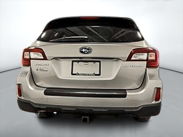 2015 Subaru Outback Limited-3