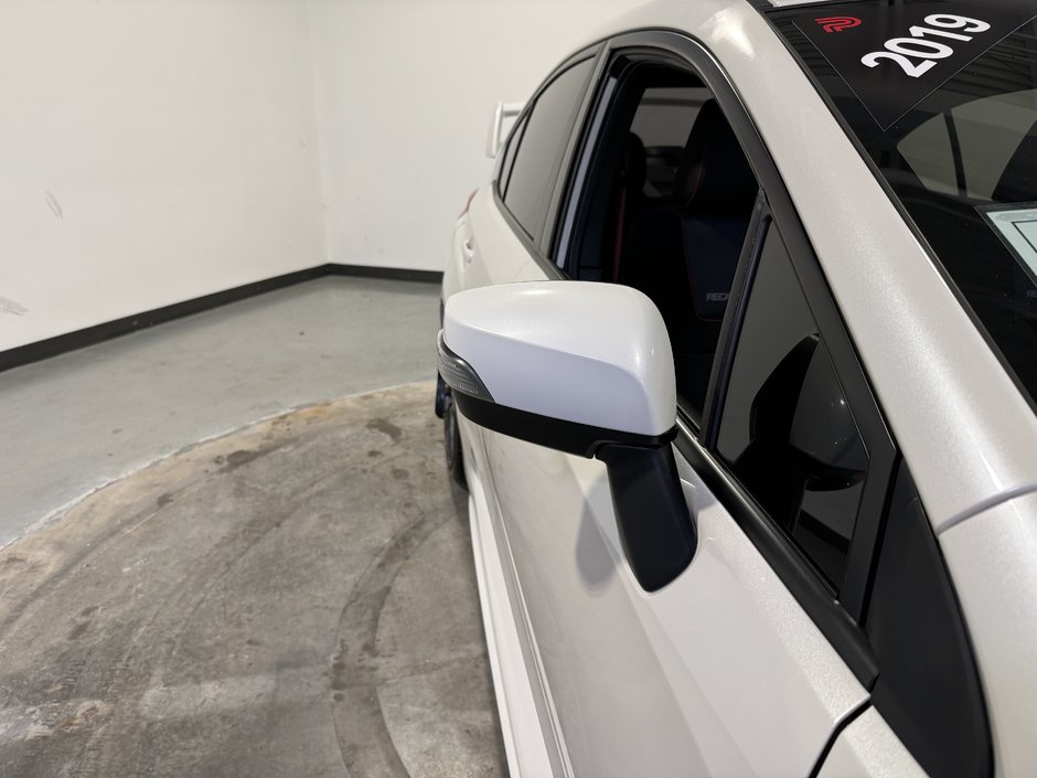 Subaru WRX STI SPORT - TECH W 2019-9