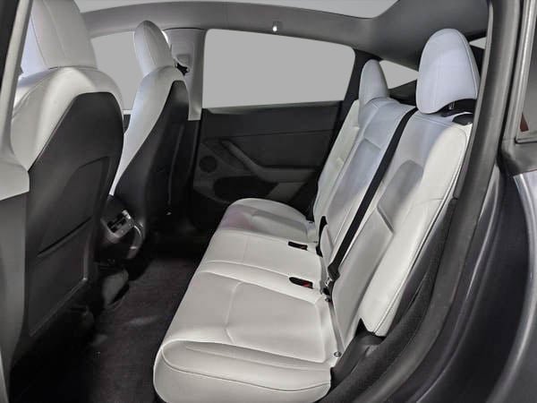 Tesla Model Y LONG RANGE 2023-22