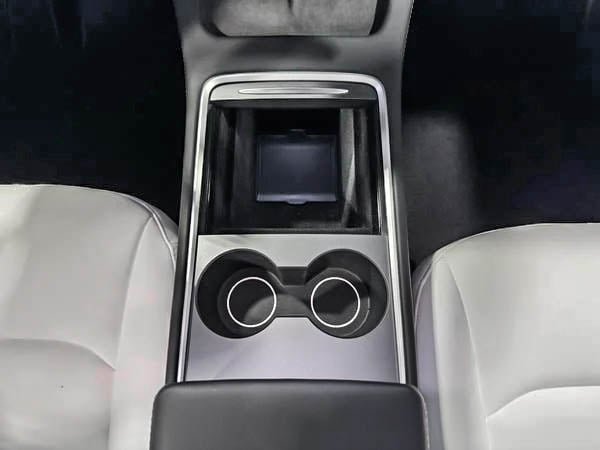 Tesla Model Y LONG RANGE 2023-21