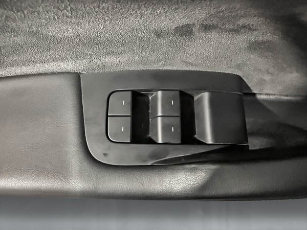 Tesla Model Y LONG RANGE 2023-12