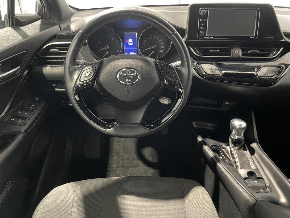 2018 Toyota C-HR XLE-7