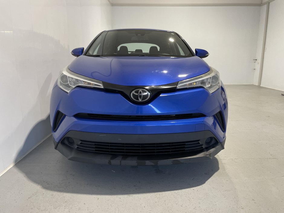 2018 Toyota C-HR XLE-1