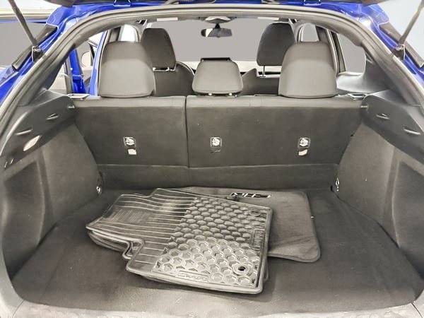 2019 Toyota C-HR LE-24