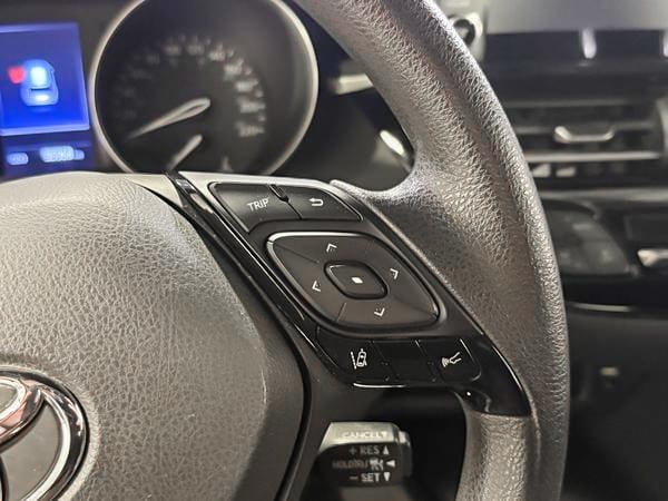 2019 Toyota C-HR LE-16