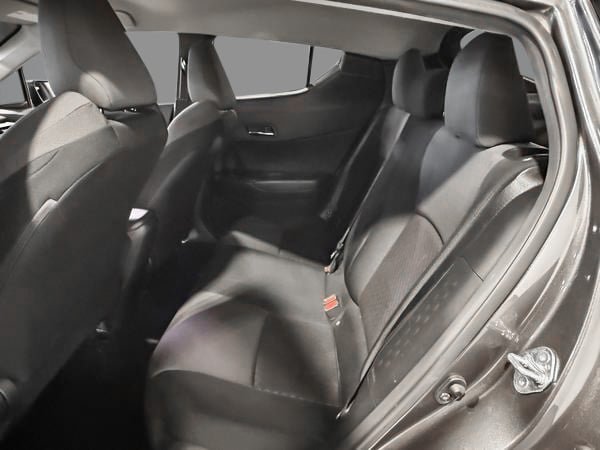 2020 Toyota C-HR LE-23