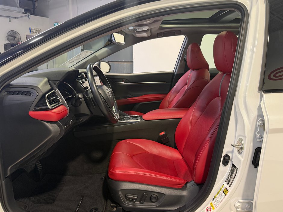 Toyota Camry XSE 2019-13