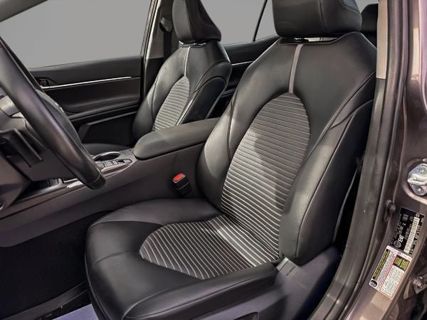 Toyota Camry HYBRIDE SE 2023-13